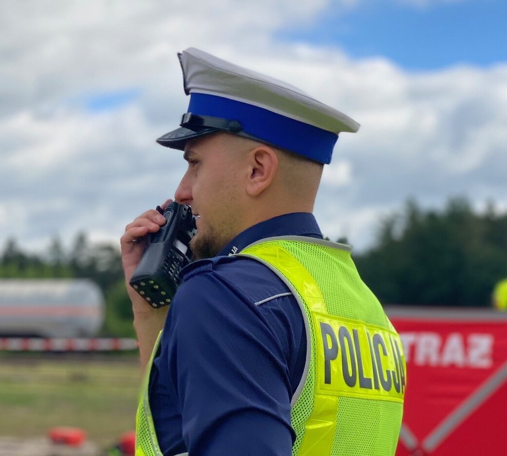 zdjęcie: policjant drogówki